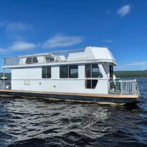 Test houseboat